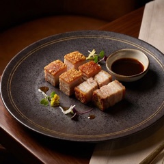 หมูกรอบ